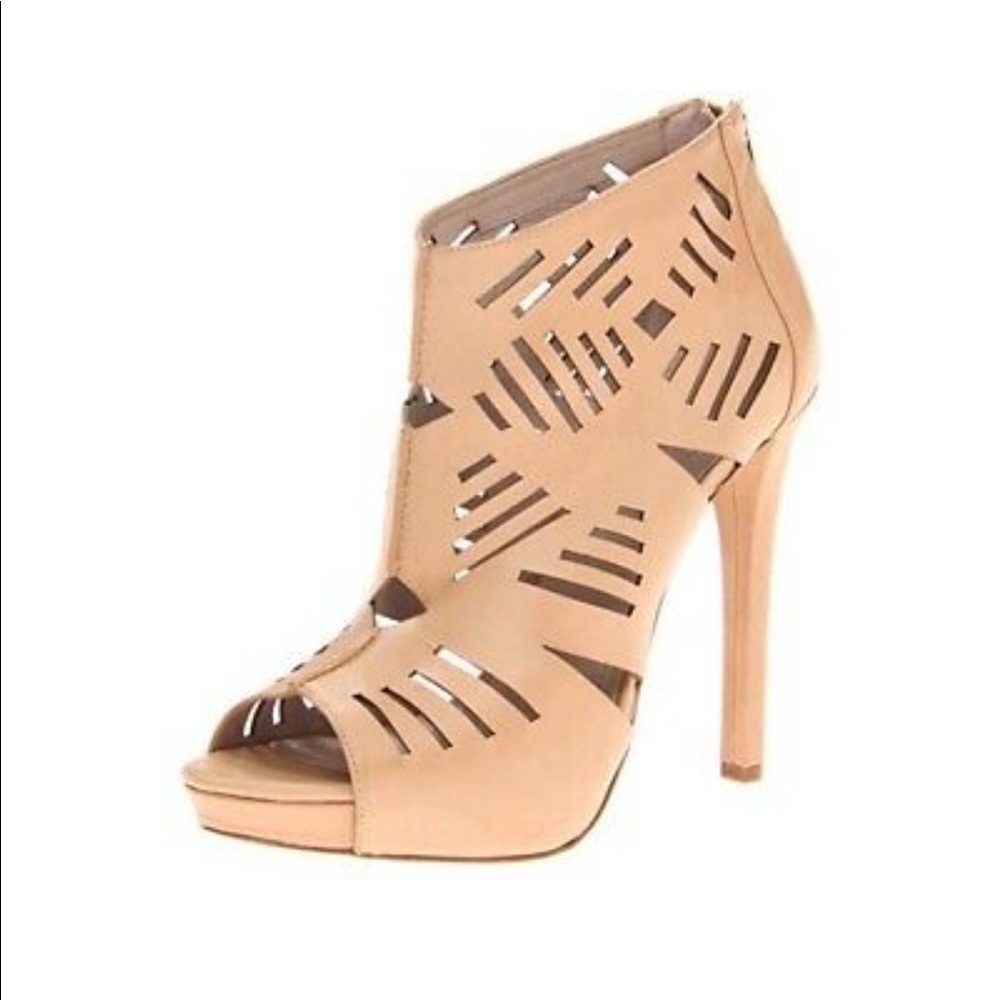 BCBGeneration Morocco booties